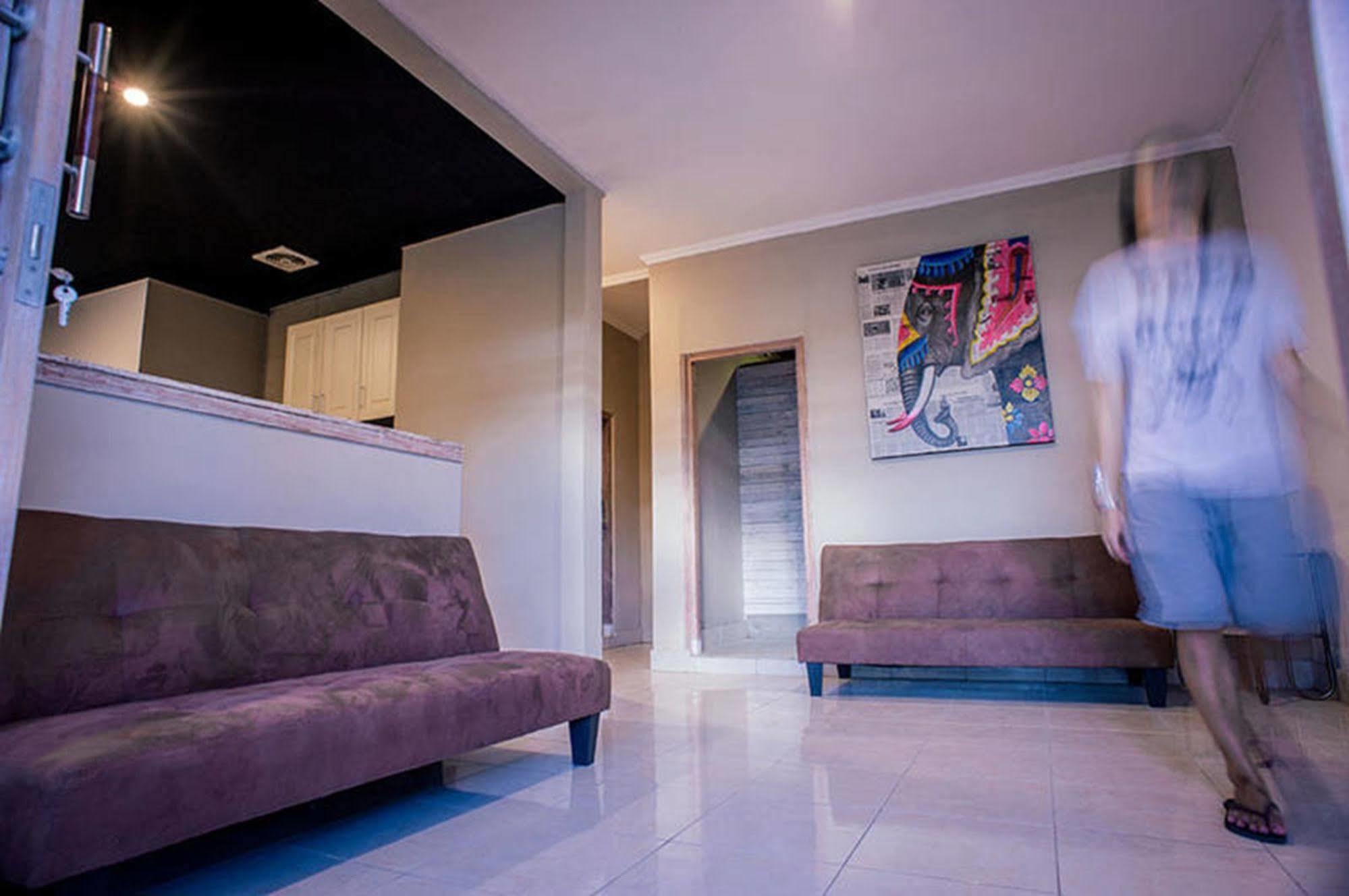 Bedplus Backpacker Kuta Legian Εξωτερικό φωτογραφία